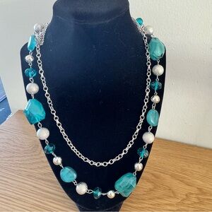 Elegant Silver and Teal Necklace
